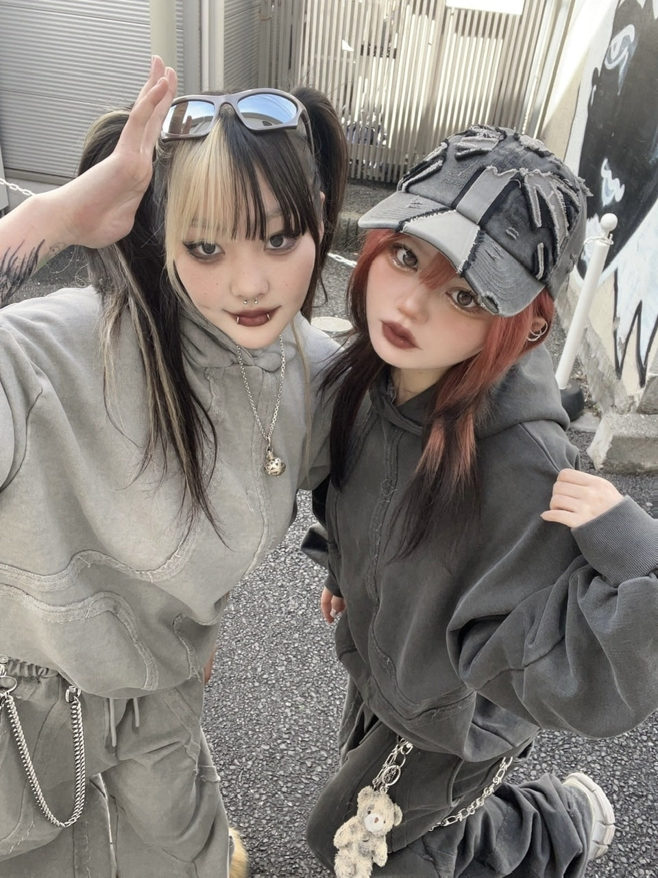 受注制【Never mind the XU】set up design pigment hoodie (2color