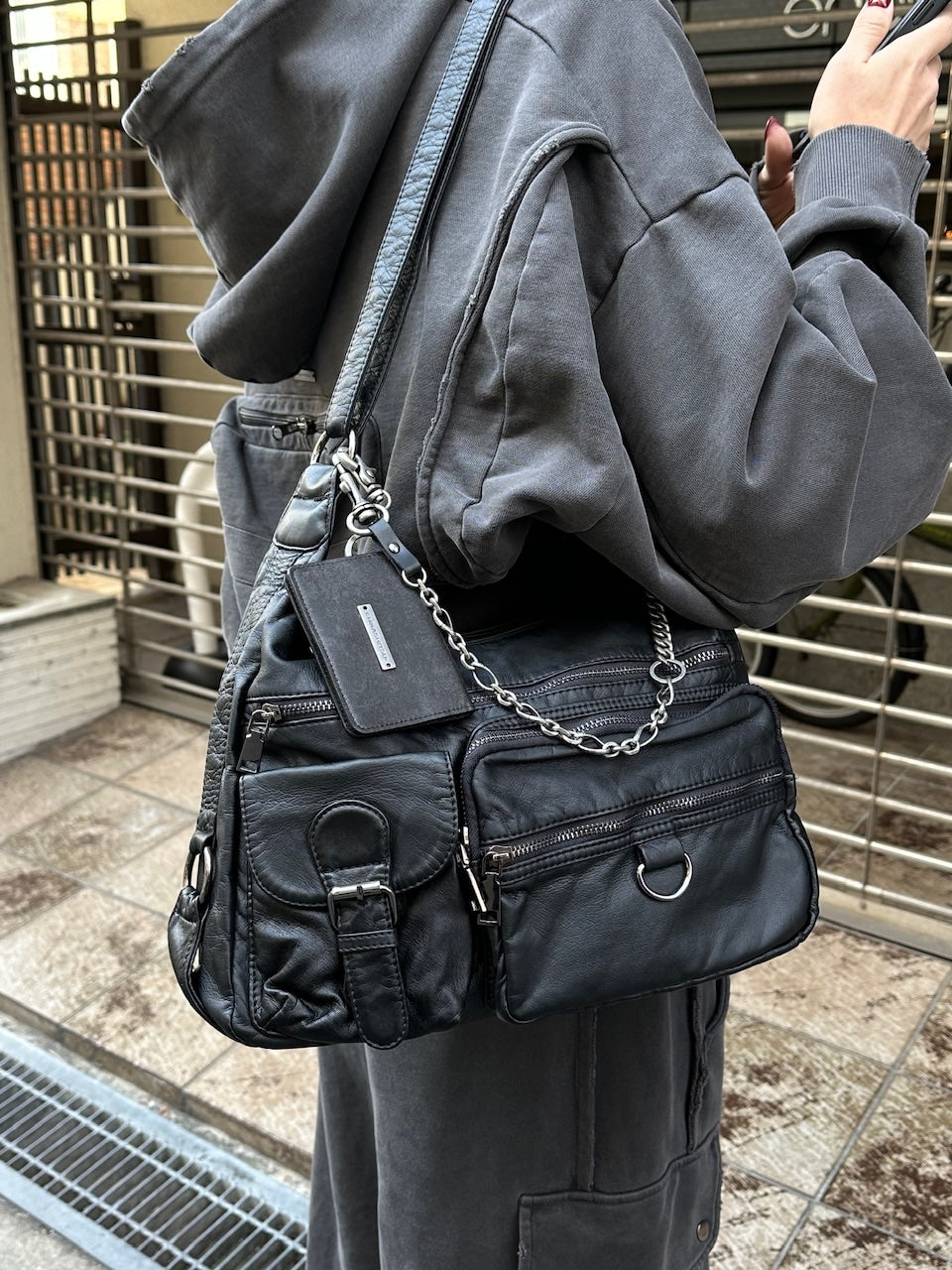 大阪店WEB限定【Chikashitsu +】leather pocket shoulder bag 2 