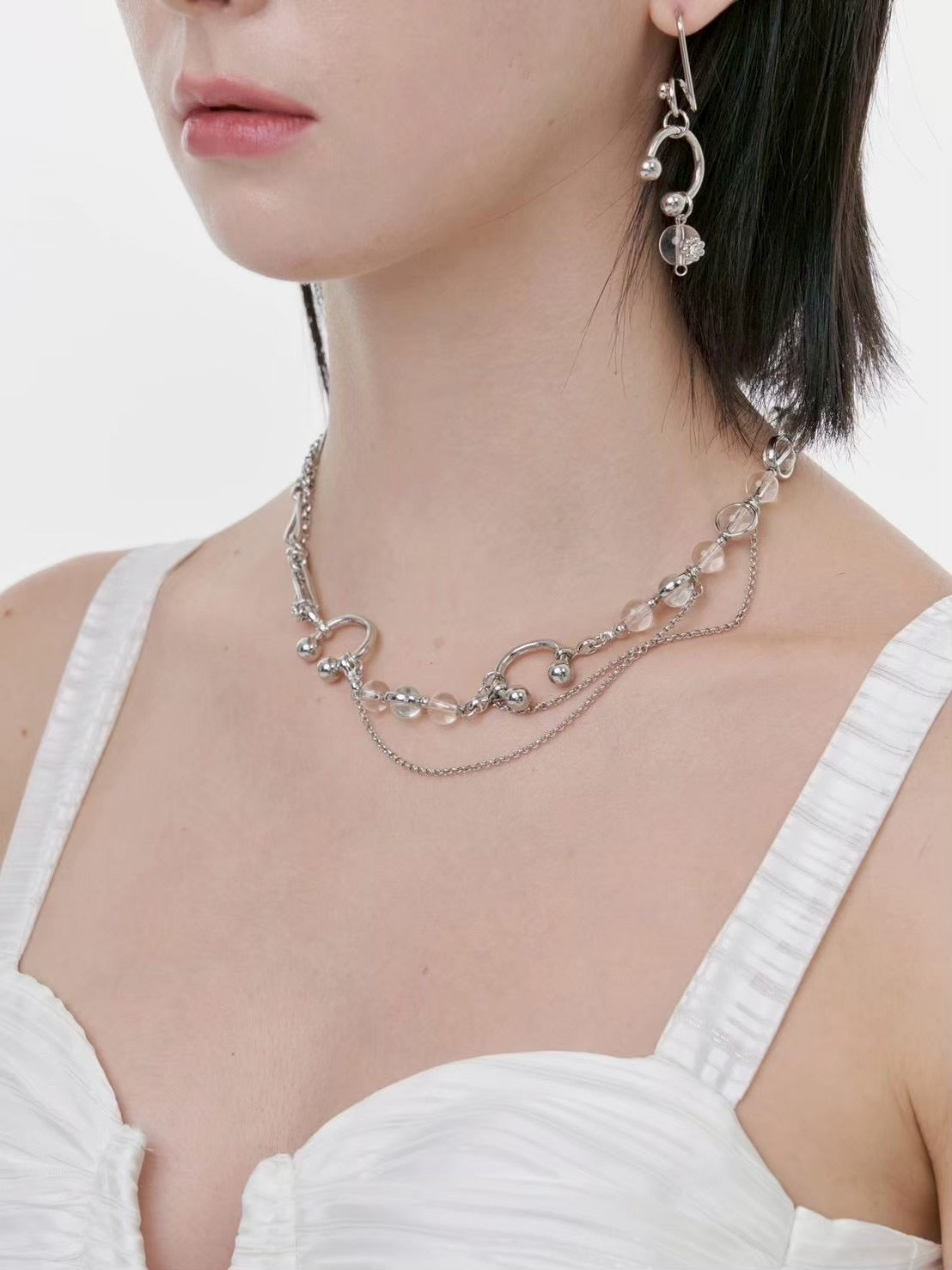 【PEG LEG】Flow silhouette necklace