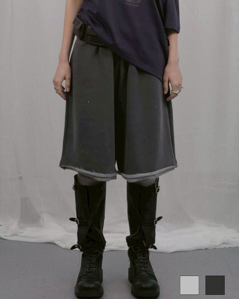 【HOLY NUMBER 7】OVERSIZED HIP HOP WIDE FIT CUBIC SHORT PANTS