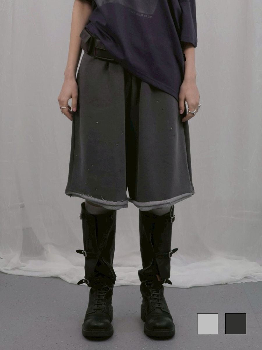 【HOLY NUMBER 7】OVERSIZED HIP HOP WIDE FIT CUBIC SHORT PANTS