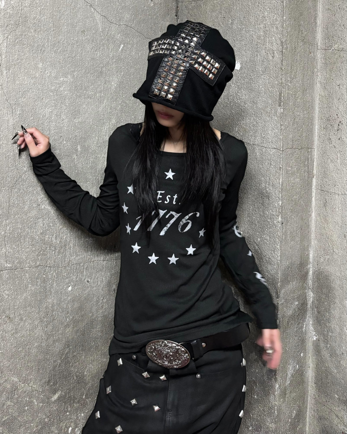 国際配送【Never mind the XU】CROSS STUDDED BEANIE