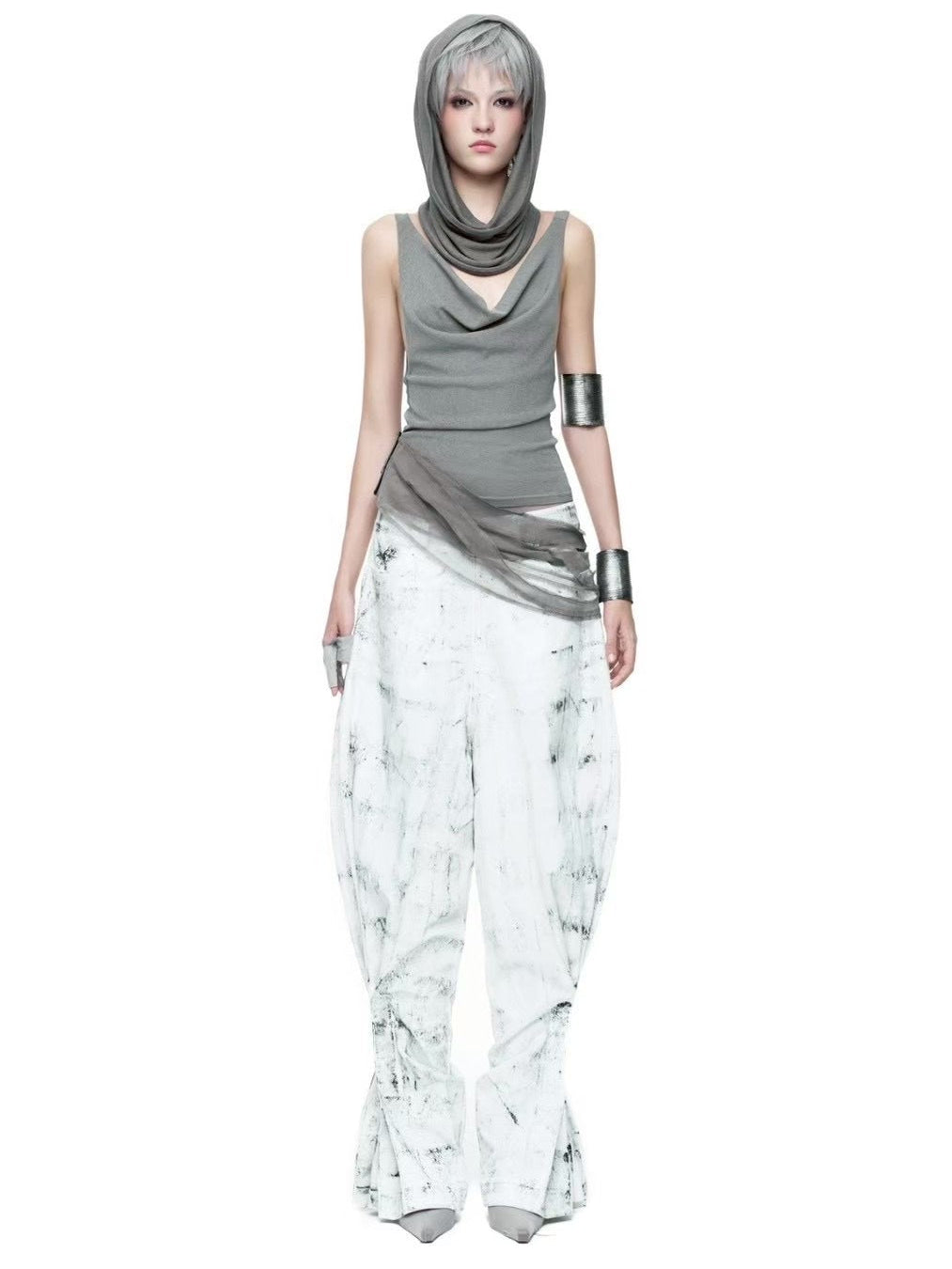 【EYE OF THE STORM】ASHEN HOOD TANK TOP