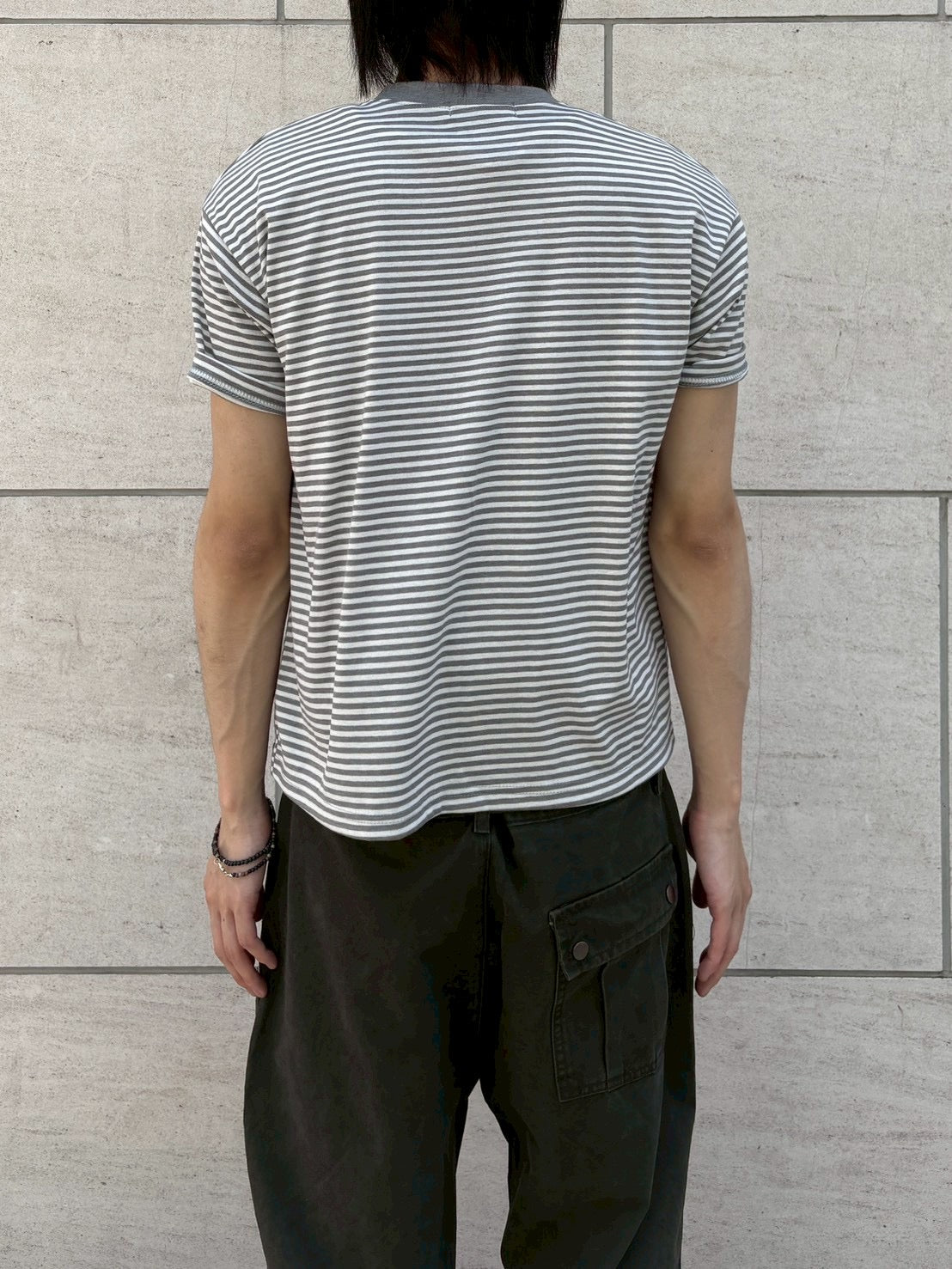 7/4 20:00発売 受注制【nmtc +】Stripe Contrast Semi Crop Tee (2color)