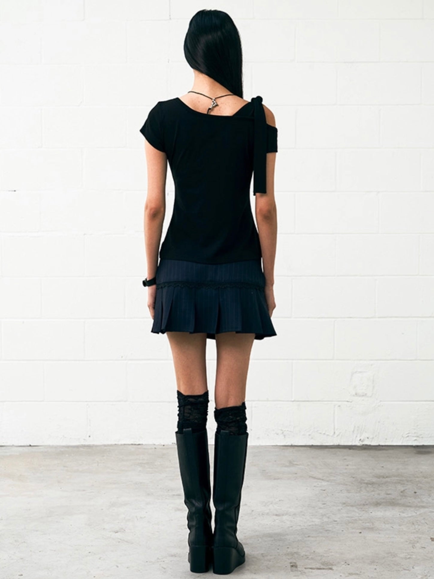 【NOT KNOWING】Tied One Shoulder 76 Top