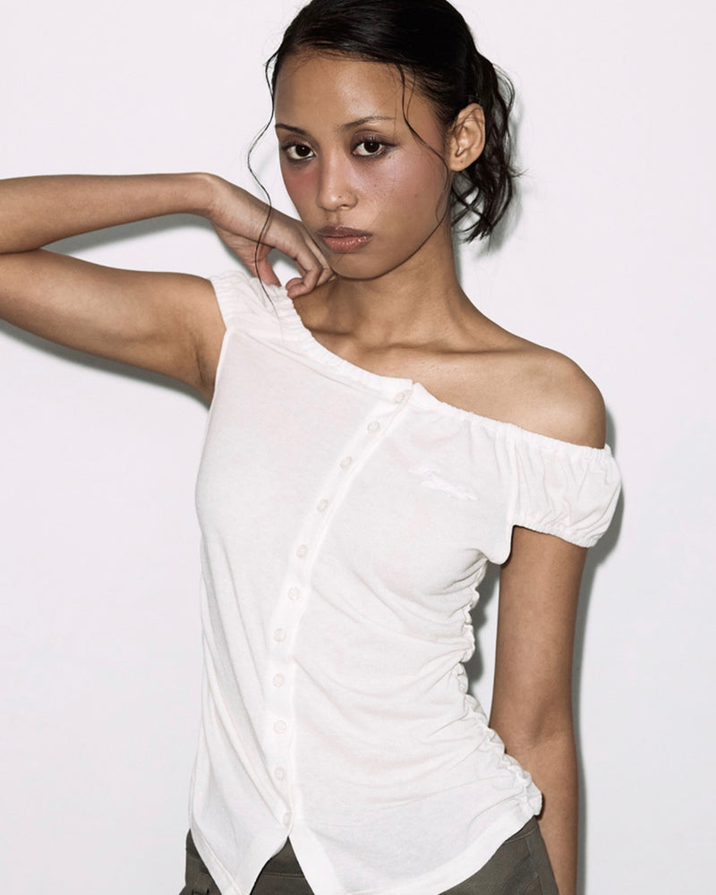 【FANCY CLUB】SOFT BUTTON OFF-SHOULDER TOP