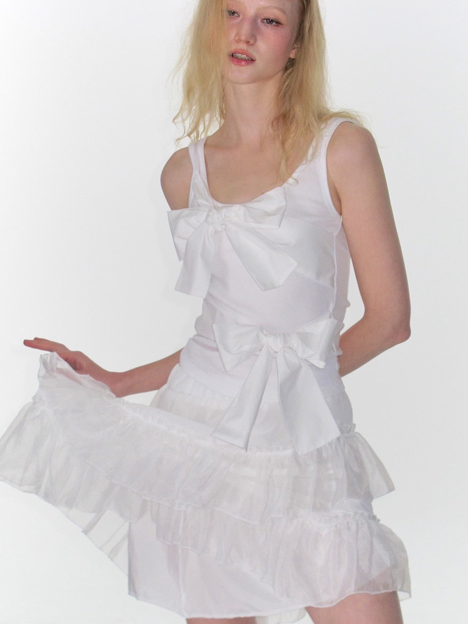 【CRANK】DOUBLE RIBBON-TIED SLEEVELESS