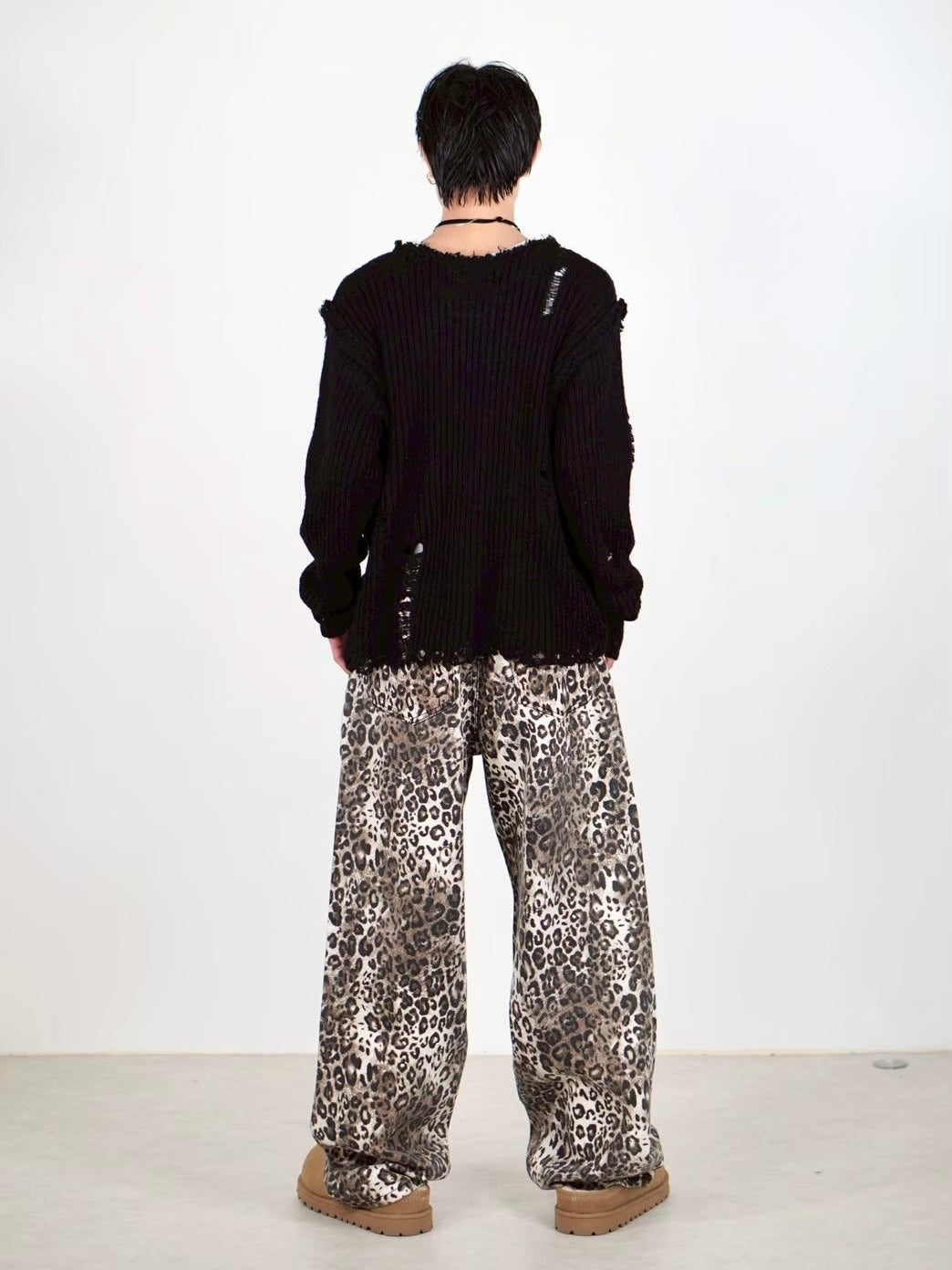 Chikashitsu +】damage reverse v neck knit (3color) – PRESSING WEB SHOP