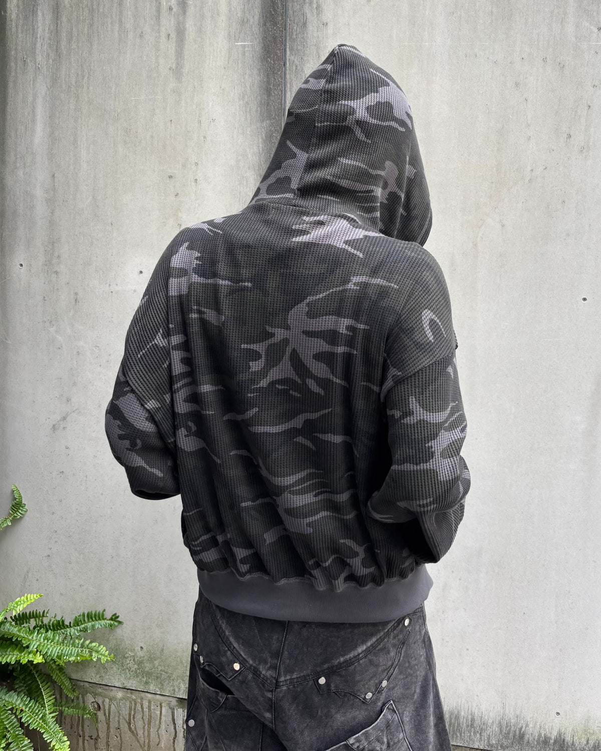 受注制【Never mind the XU】MILITARY CAMO THERMAL ZIP HOODIE (2color)