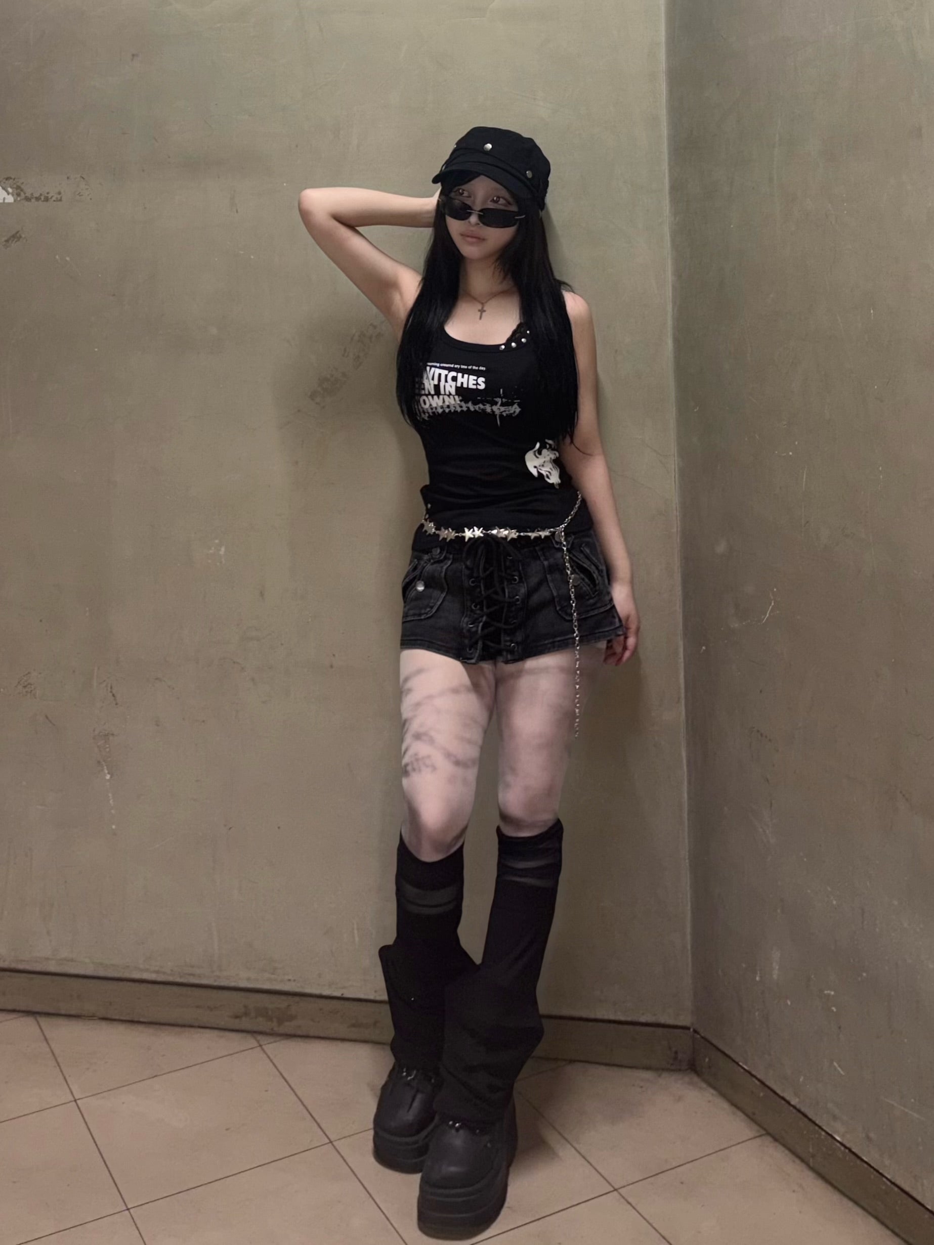 国際配送【Never mind the XU】slim fit studs sleeveless (2color)