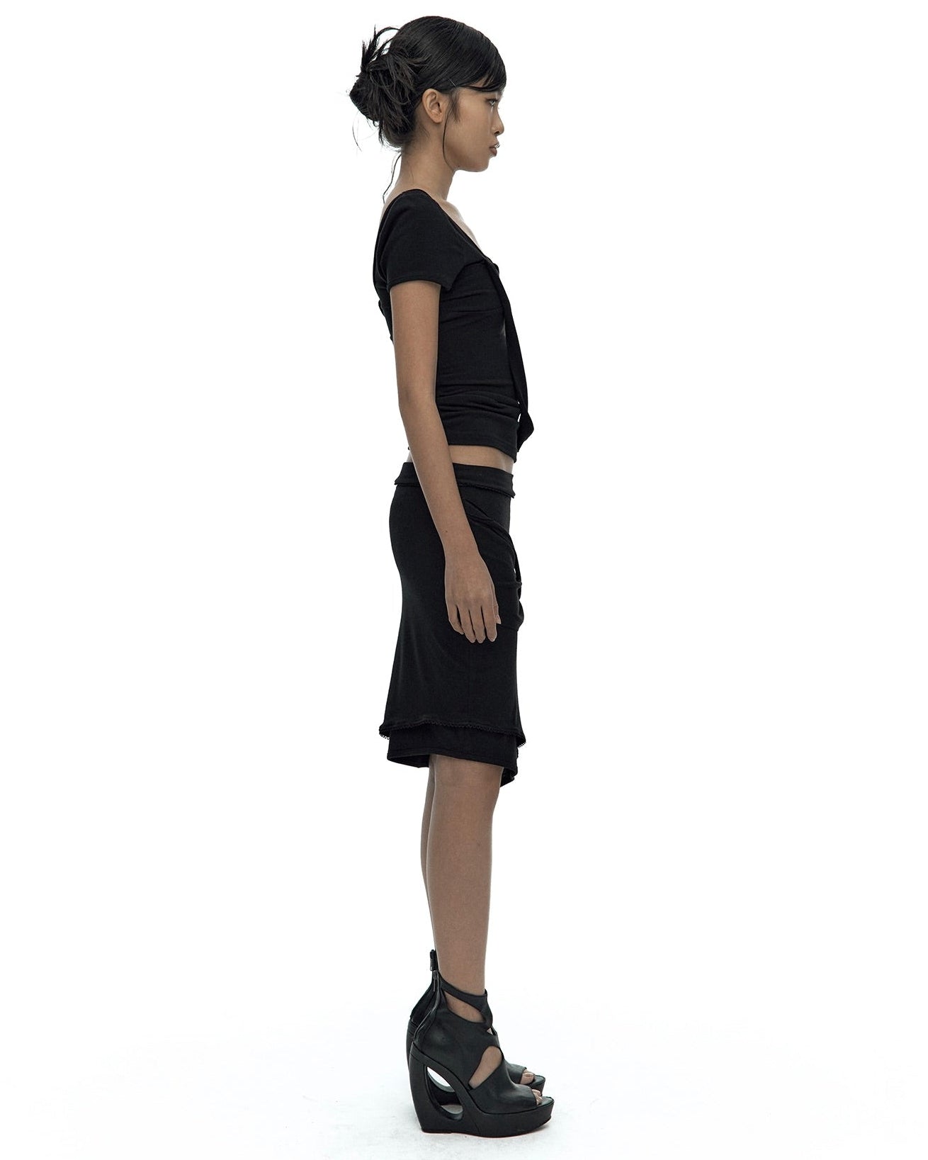 【Kashiko】Peek-a-boo Strap Skirt