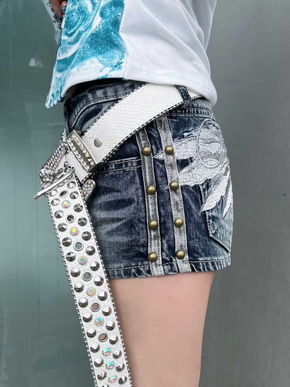 7/11 20:00発売　国際配送【BABY09】angel studs denim shorts (3color)