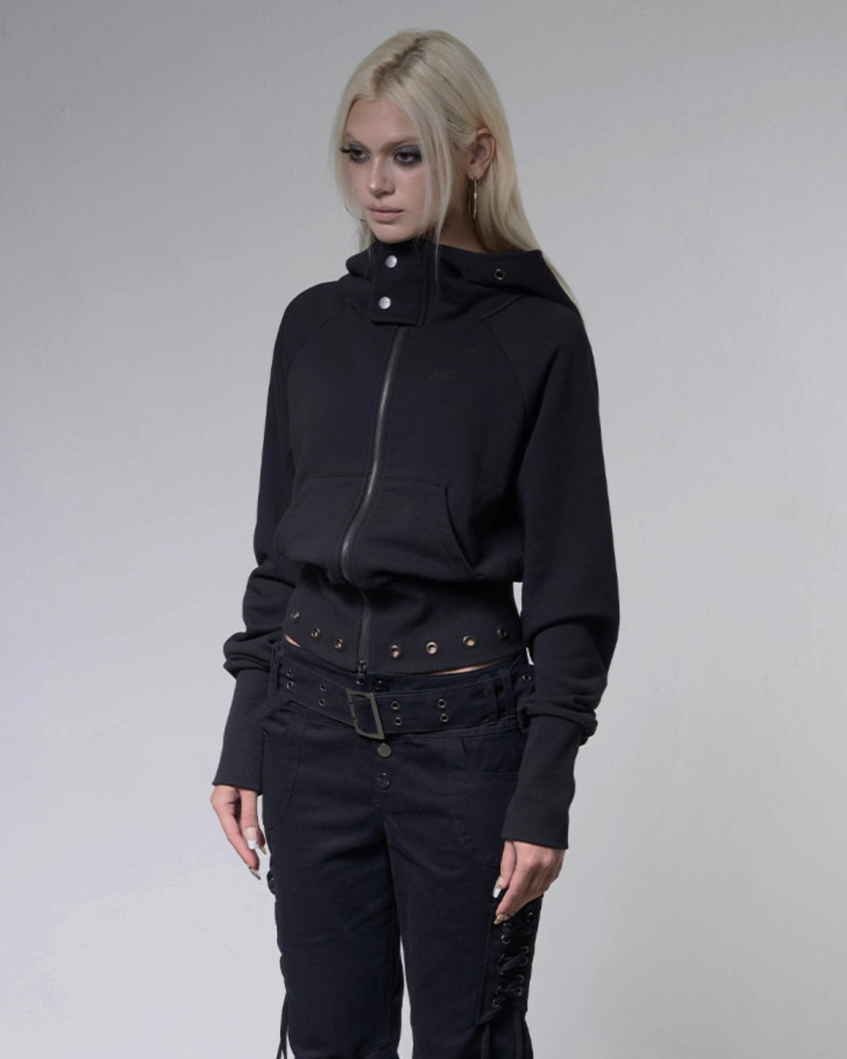 【FANCY CLUB】EYELET RIBBED HOODED ZIP-UP