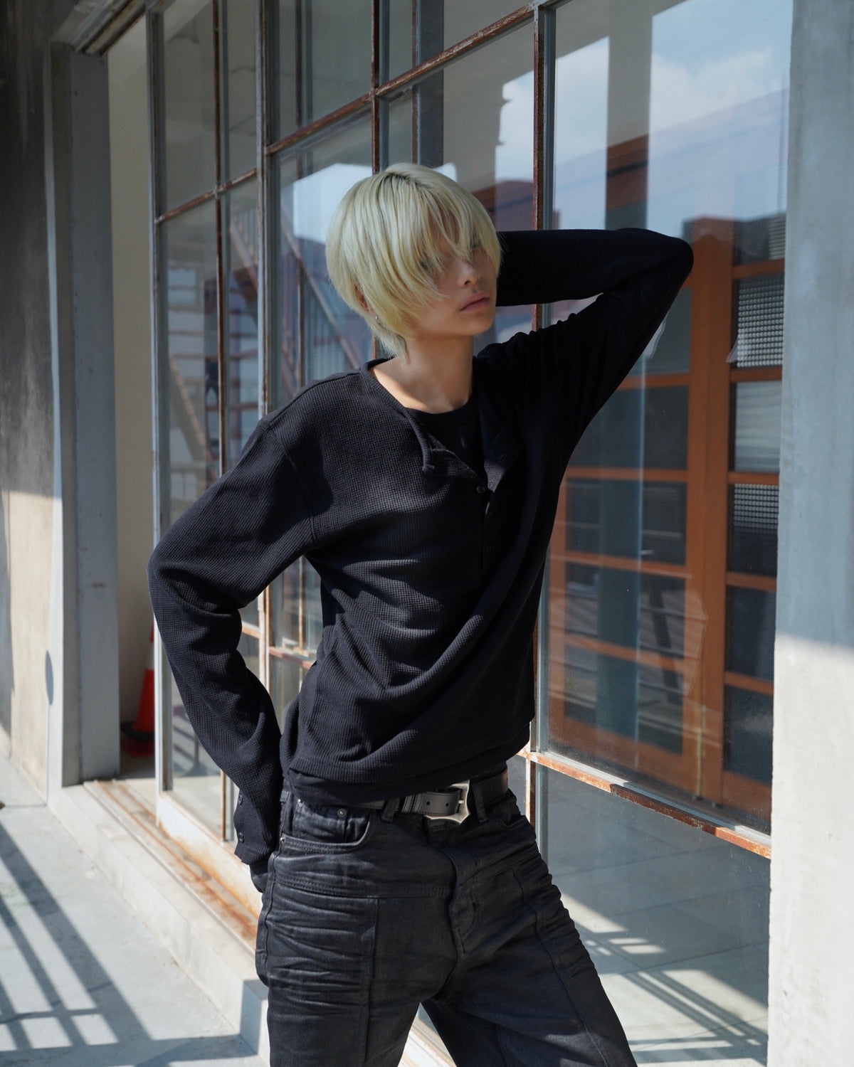 【CHIKASHITSU PLUS HIGH】Rust waffle layered henley neck tee(2color)