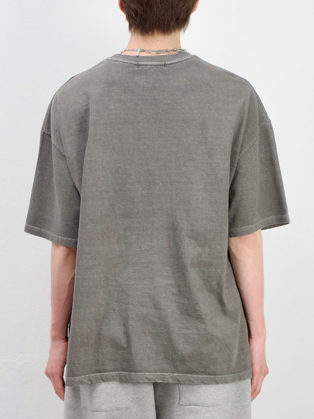 受注制【Chikashitsu +】pigment university t-shirt (3color)