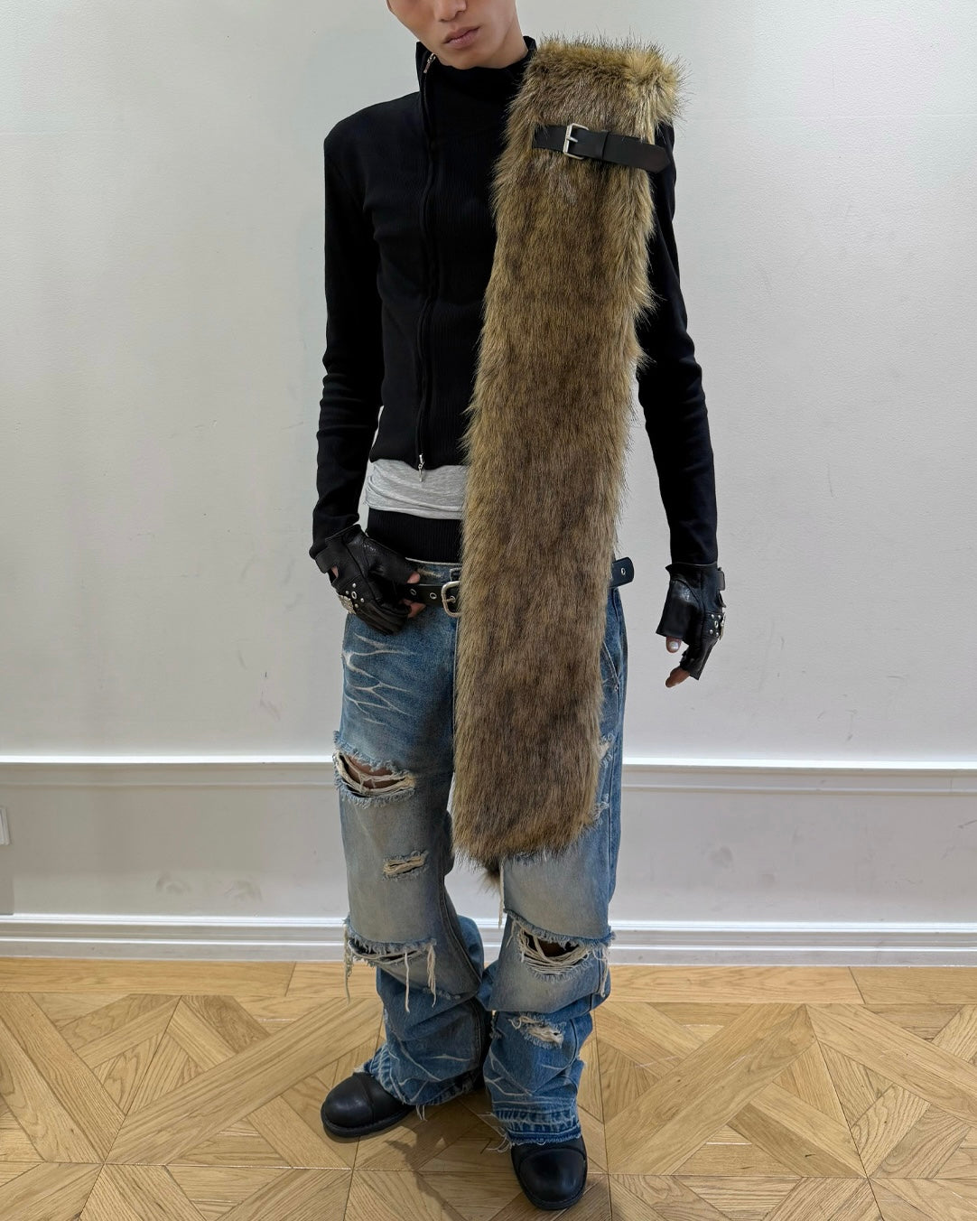 【LECYTO】Buckle Hairy Fur Muffler