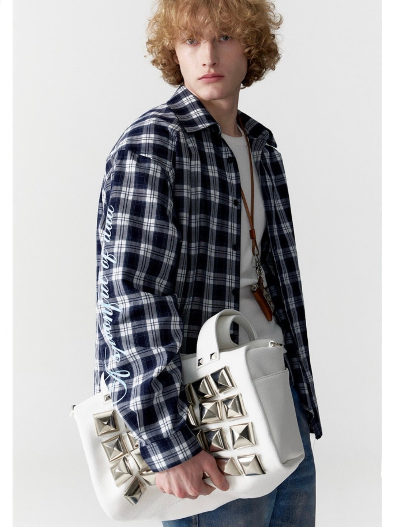 【ESC STUDIO】oversize studded shoulder bag