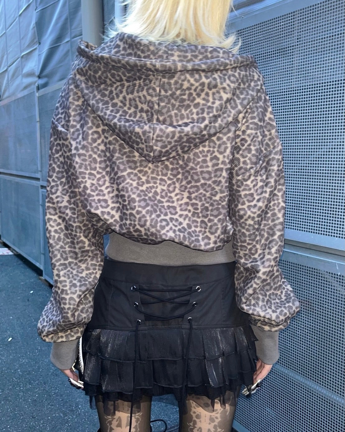 国際配送【BABY09】leopard cross hoodie