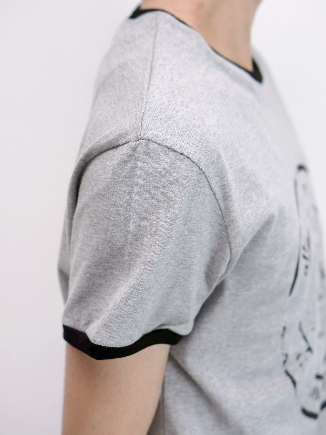受注制【Chikashitsu +】stamp printing ringer tee (3color)