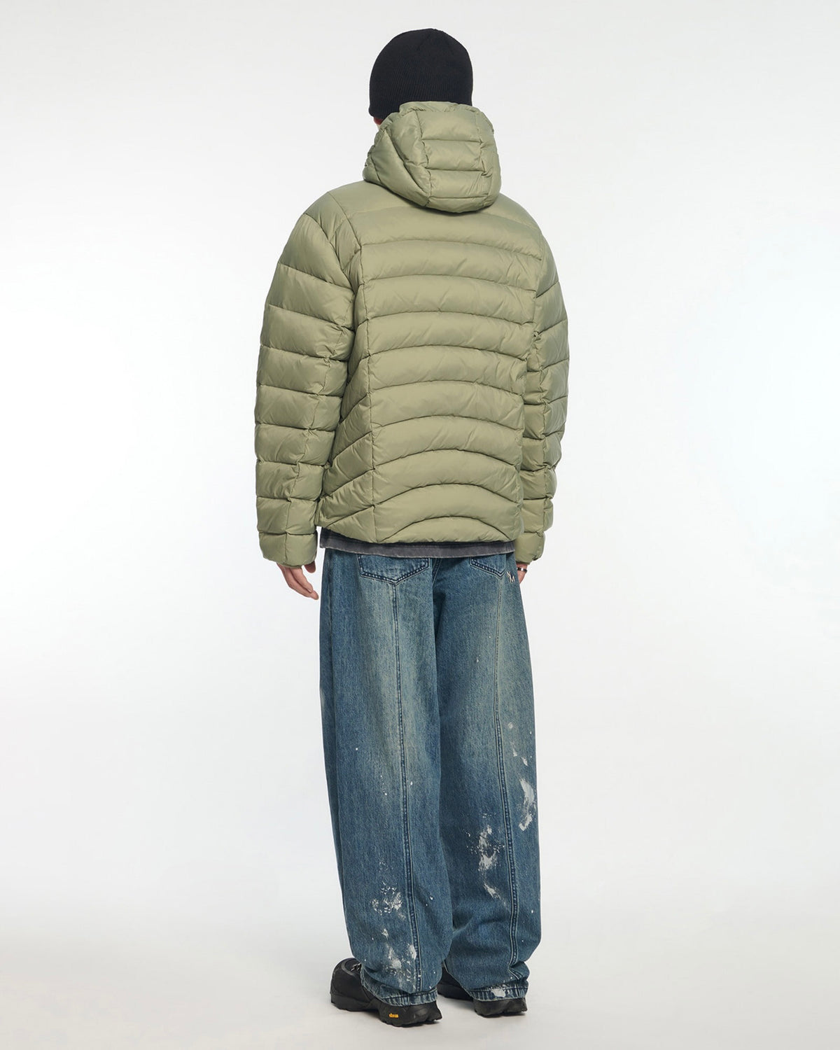 【NOMANUAL】CREST LIGHT DUCK DOWN 261