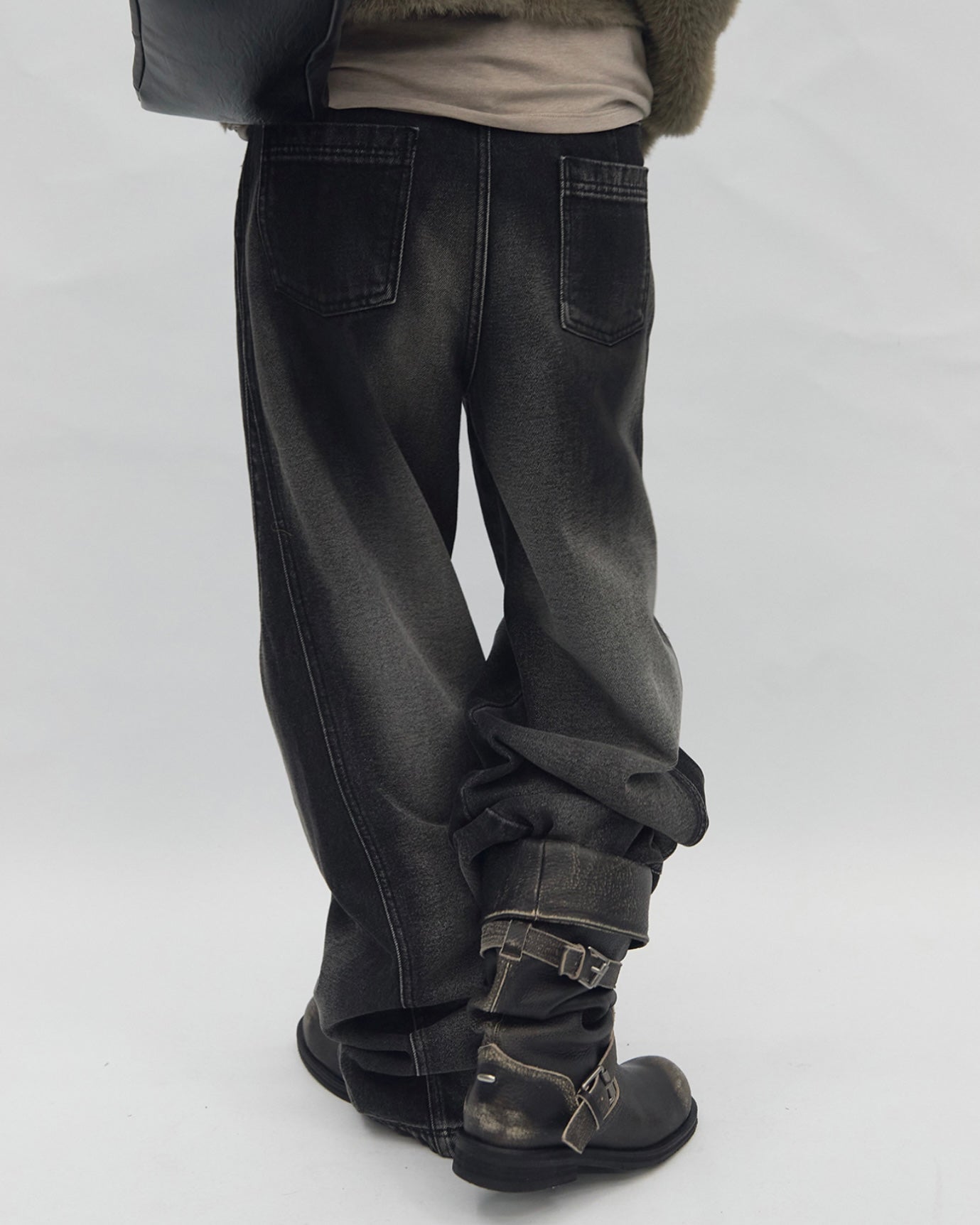 【BLR BLUER】Marked Silence Denim Pants