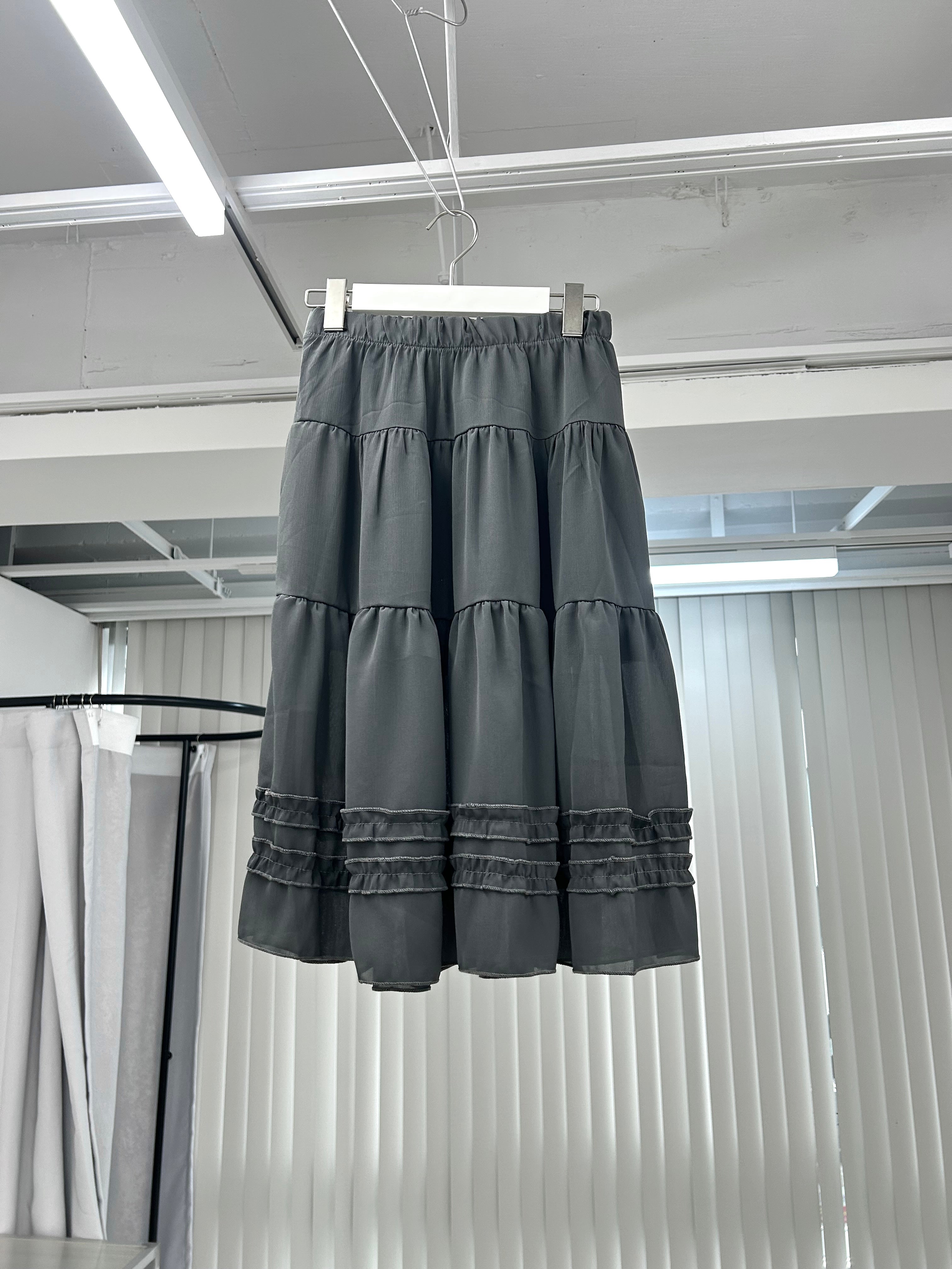 5/29 20:00発売 国際配送【Nerd out XU】see-through midium frill banding skirt (3color)