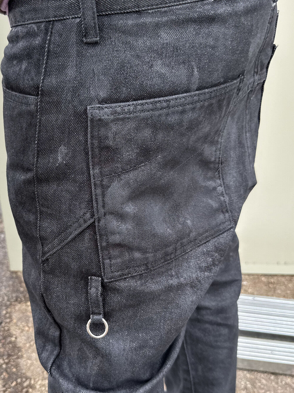 【BEBOF】Black Side Cut Flared Jeans