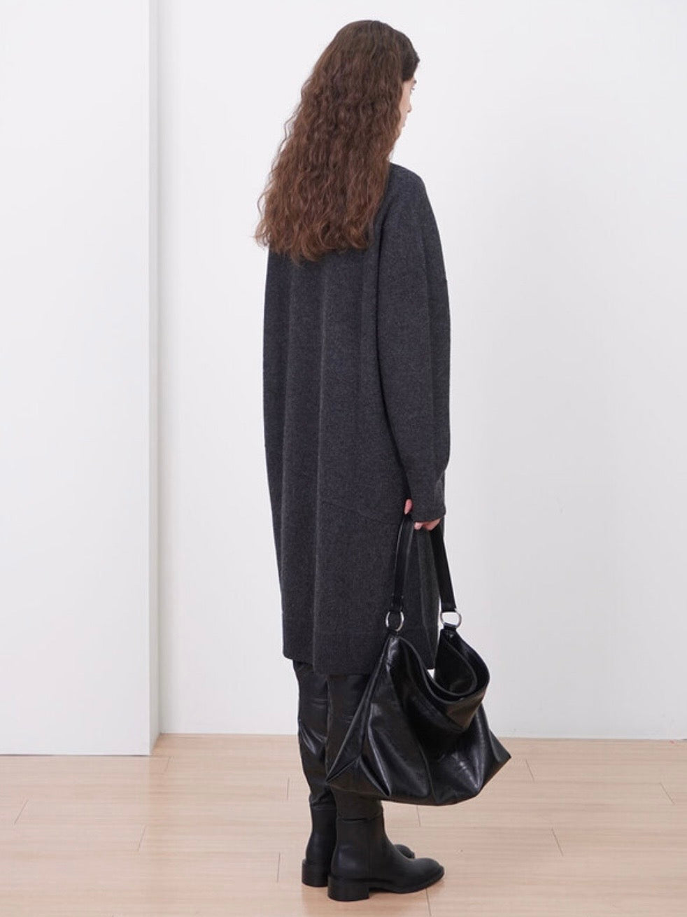 【HAH ARCHIVE】Contour Shoulder Bag(レザー)