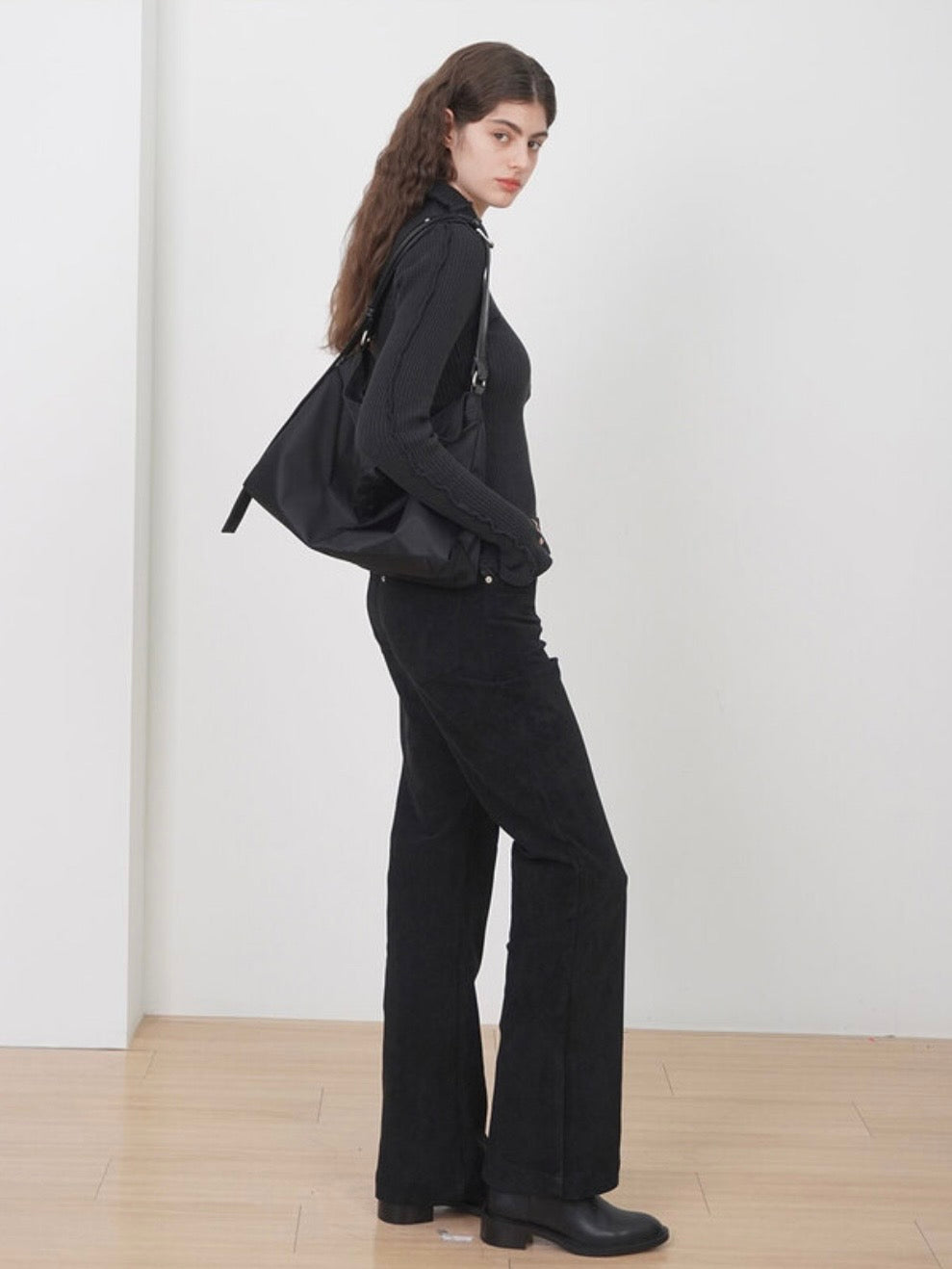 【HAH ARCHIVE】Contour Belted Bag (ナイロン)