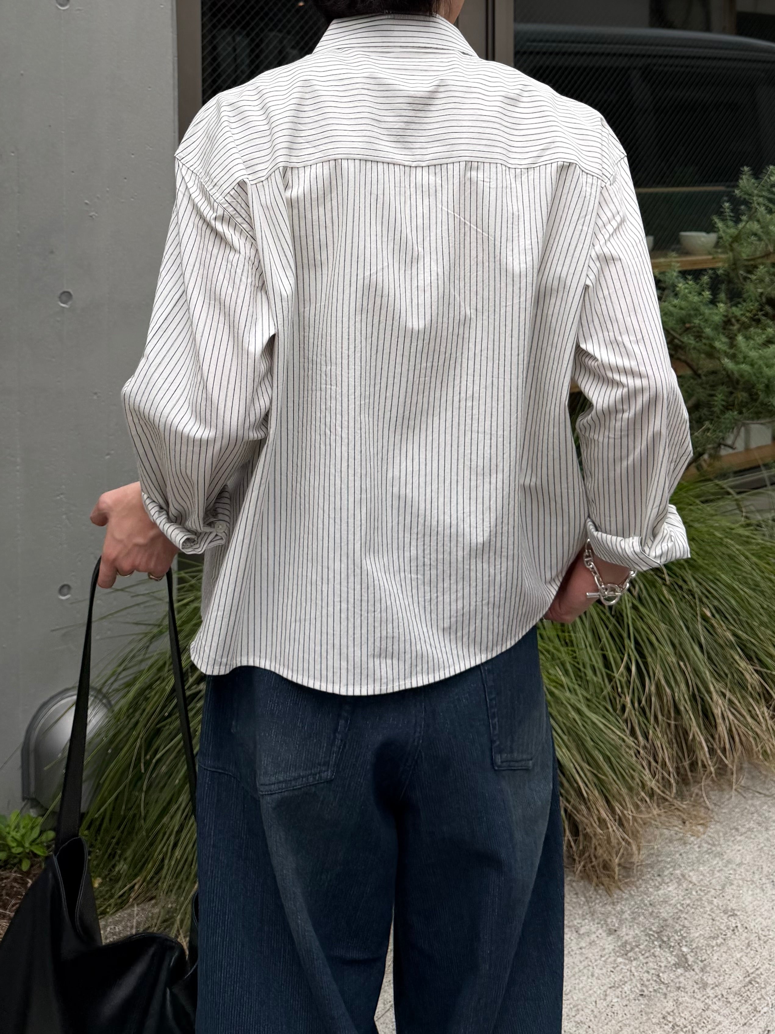 東京店WEB限定受注制【Chikashitsu +】compact stripe shirt (2color)