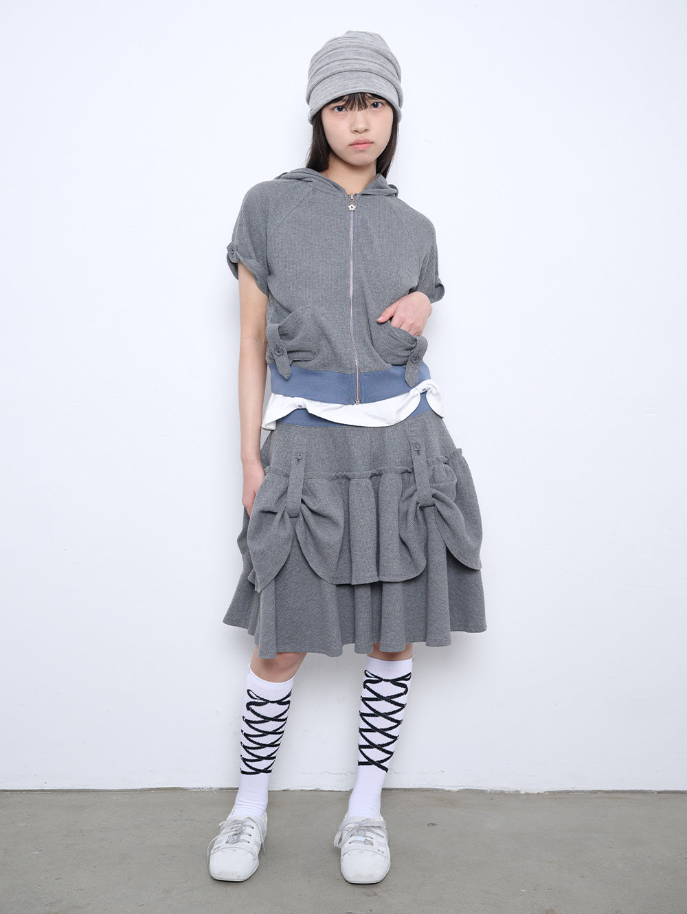 【TUOMIO】ROLLING HOODED ZIP-UP