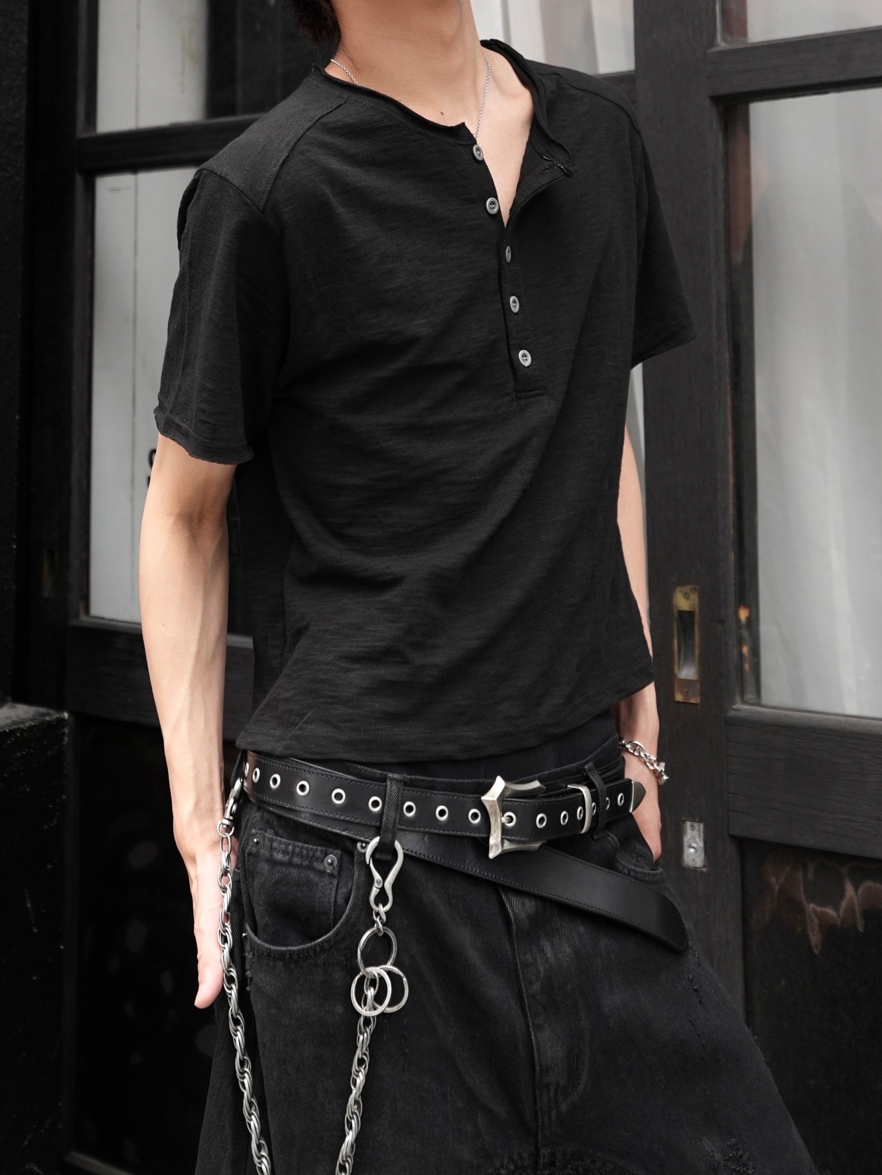 【CHIKASHITSU PLUS HIGH】Steel button short sleeve henley tee (2color)