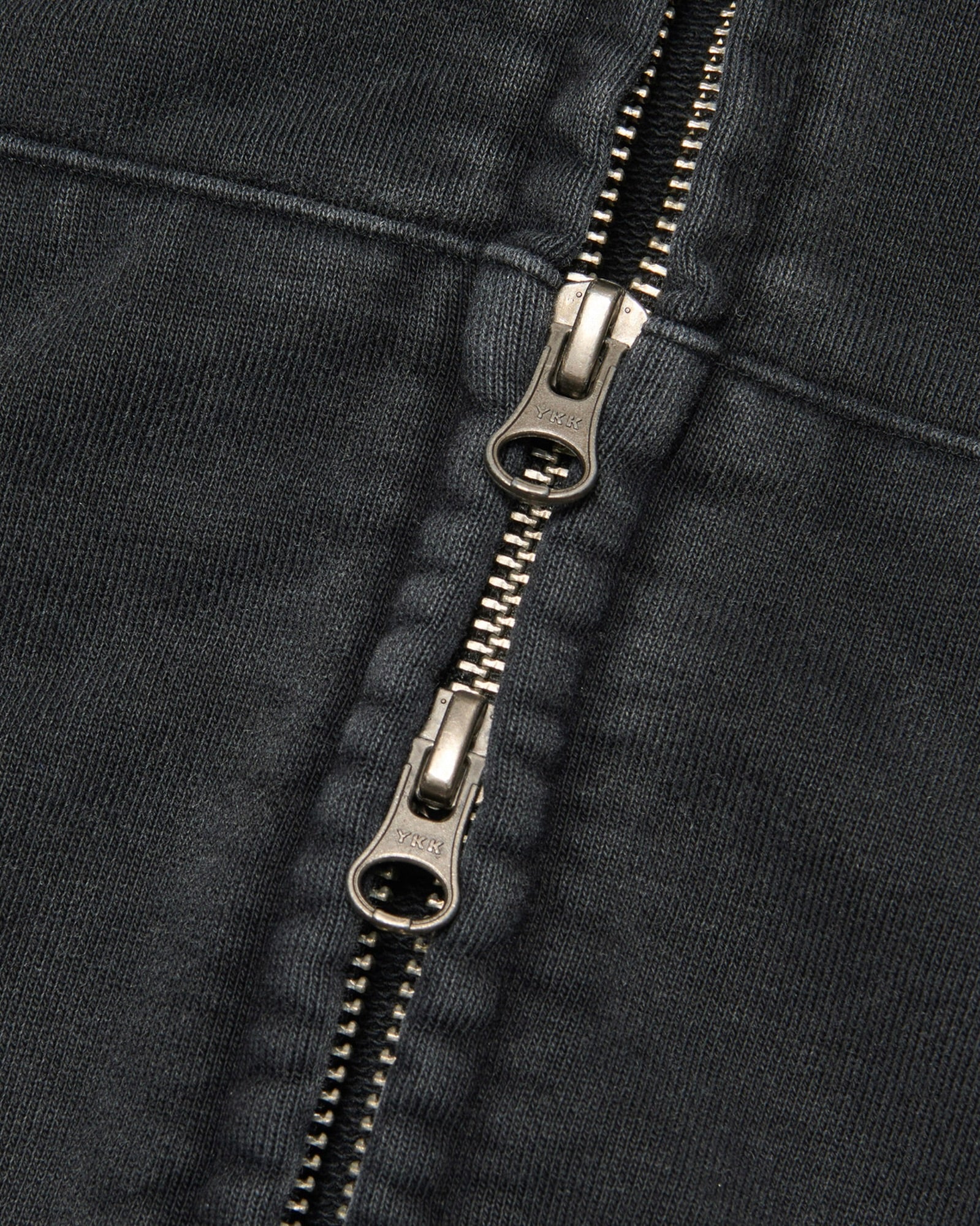 【NOMANUAL】APPLIQUE HOODED ZIP-UP