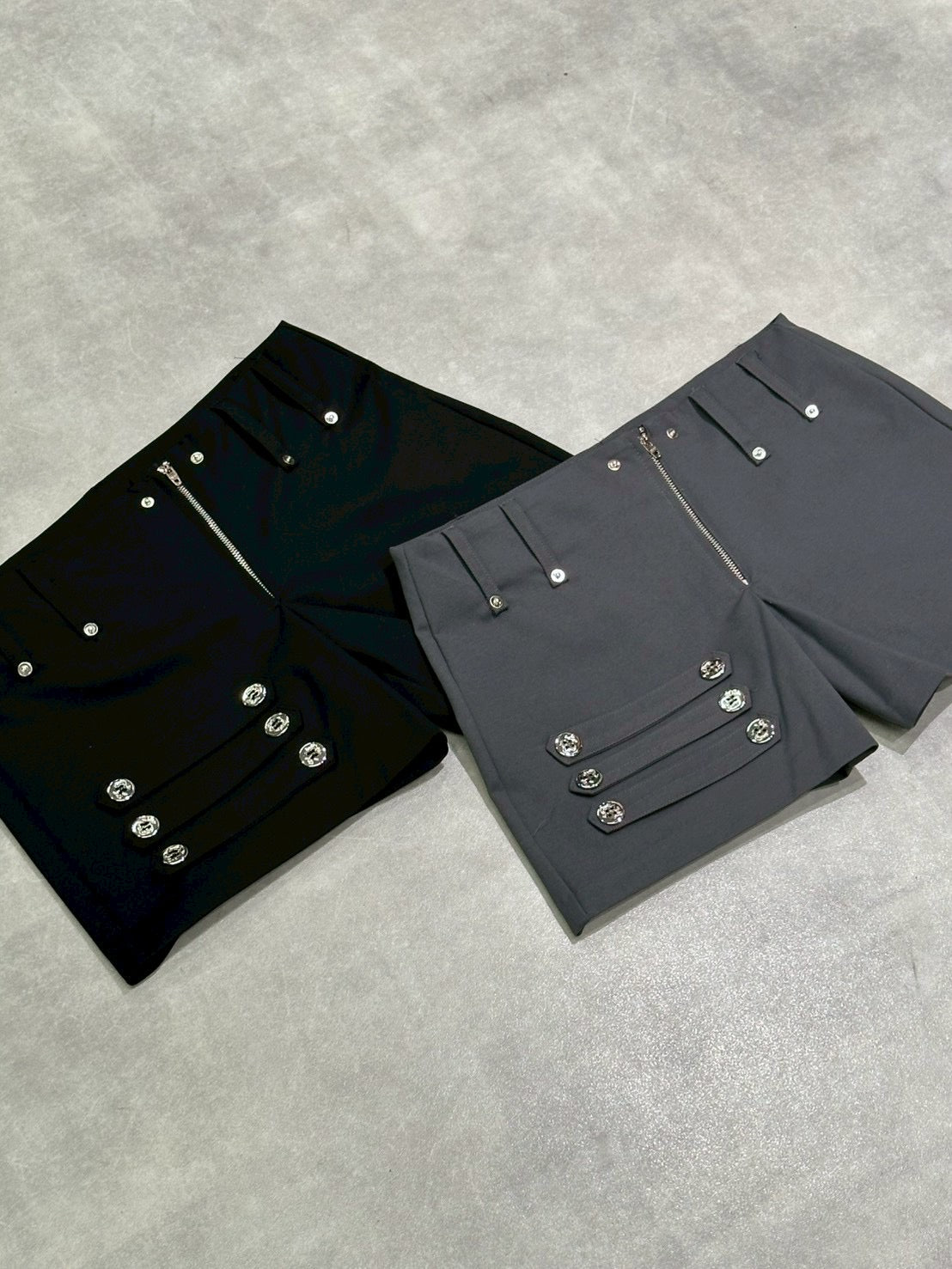 6/19 20:00発売 受注制【nmtc+】Napoleon Rivet Short Pants (2color)