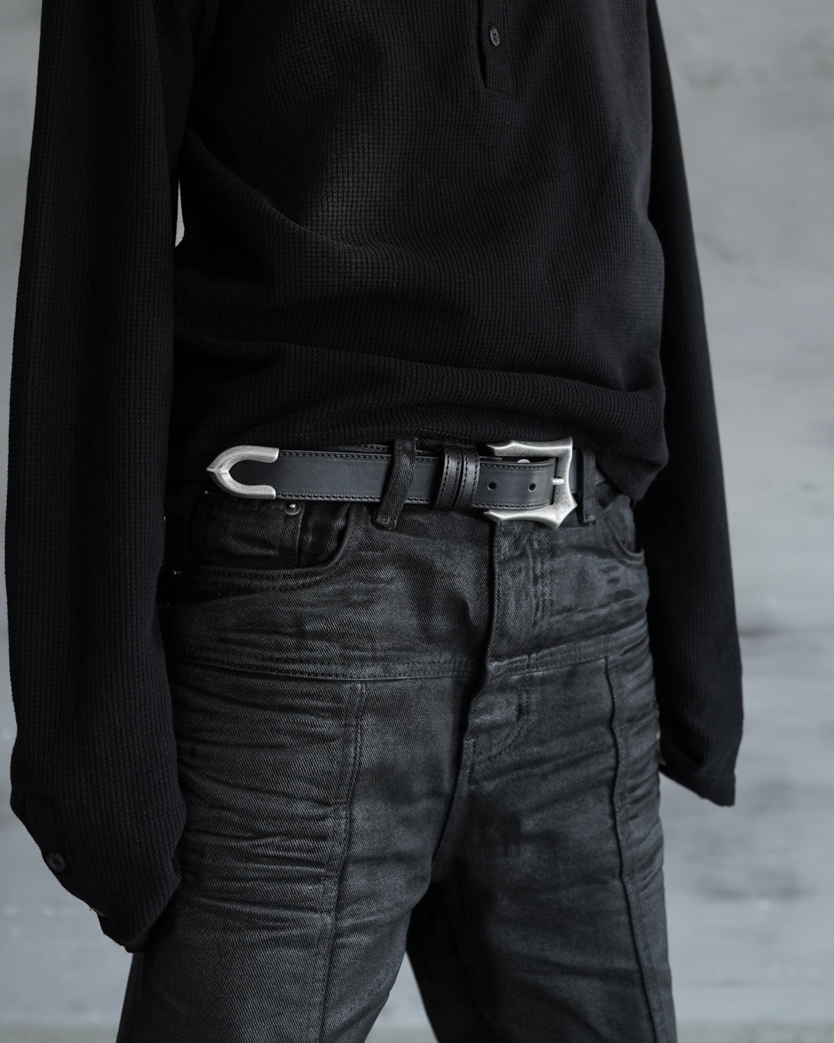 【CHIKASHITSU PLUS HIGH】Gothic leather buckle belt