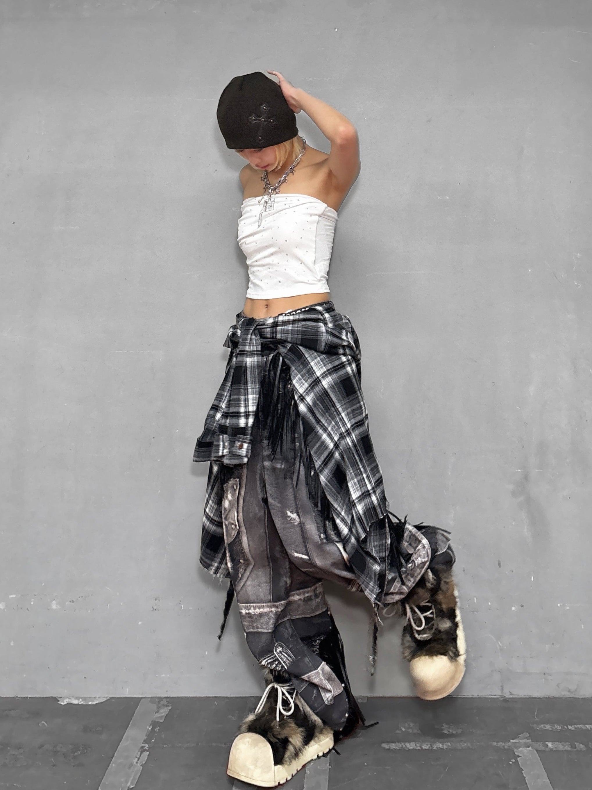 国際配送【Never mind the XU】rhinestone tubetops
