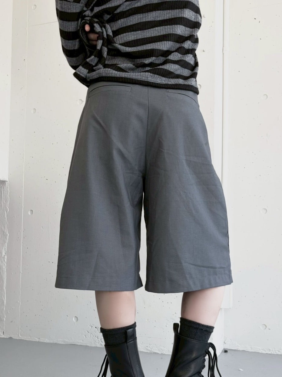 国際配送【LUV CODE】rivet bermuda pants (2color)