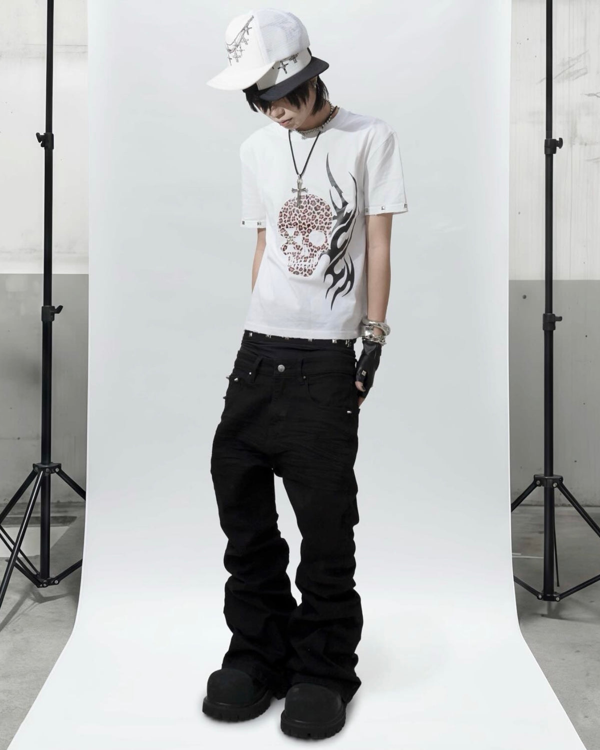 【LOWKEY CLUB】TRIBAL SKULL TEE