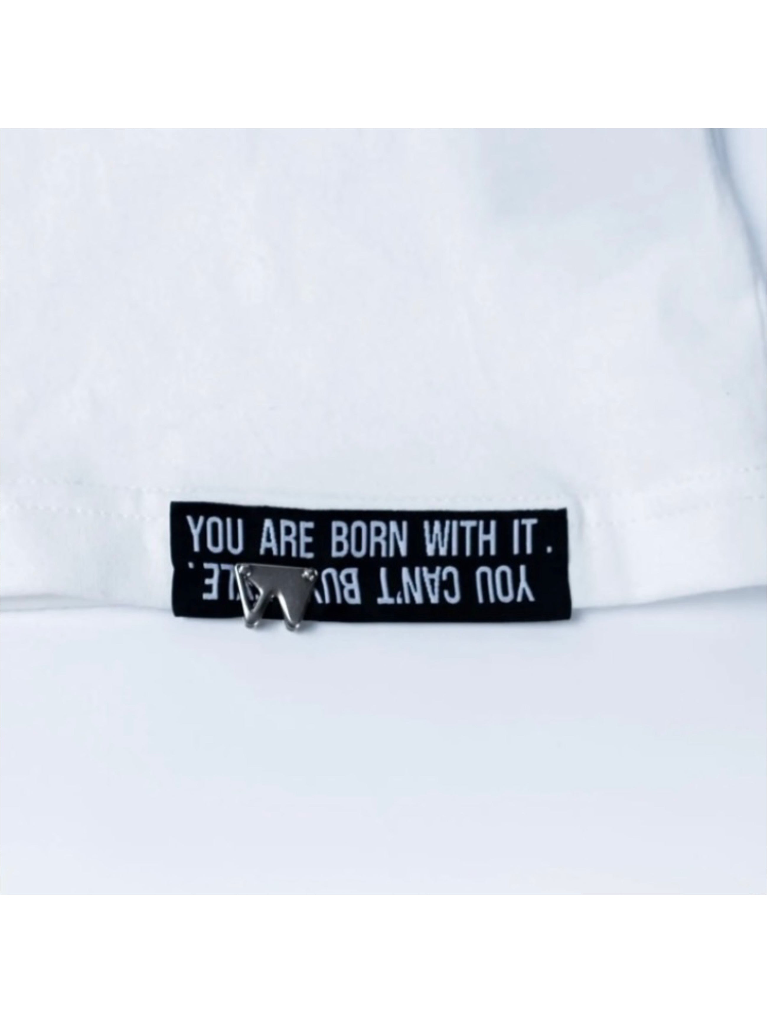【F.V.V.O】Parody Logo Slim-Fit Long Sleeve Tee