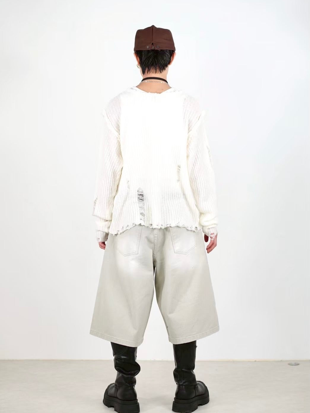 【Chikashitsu +】damage reverse v neck knit (3color)