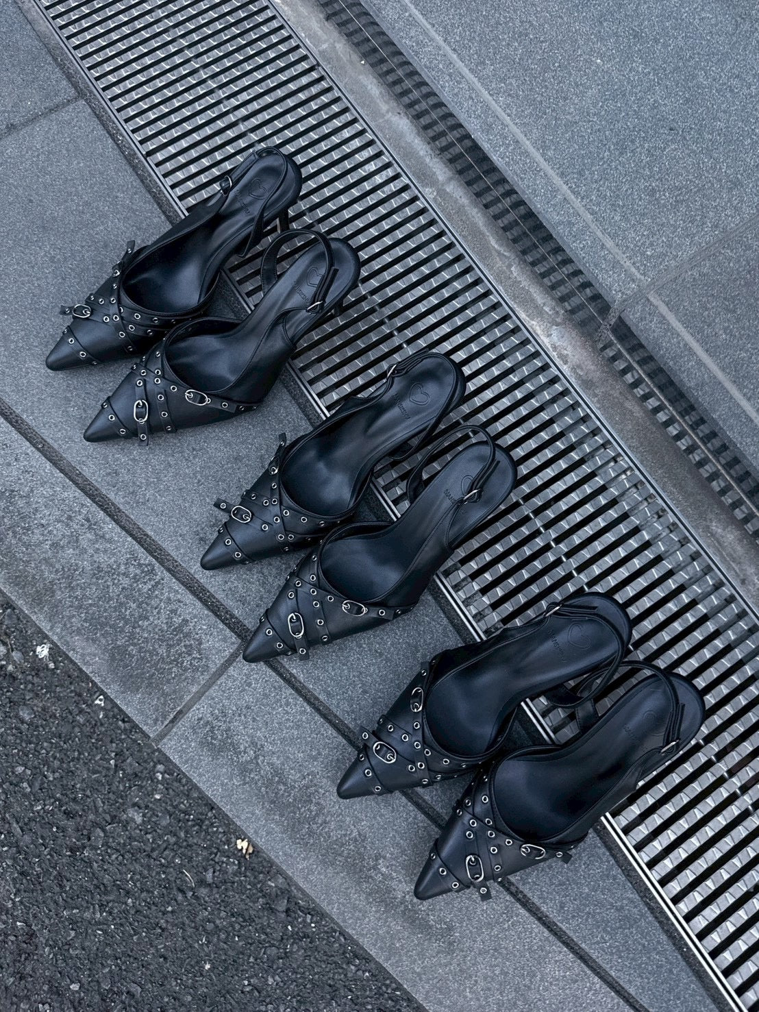 3/1 20:00発売 受注制【nmtc +】strap eyelet pumps heel / 【エヌエムティーシープラス】ストラップアイレットパンプスヒール