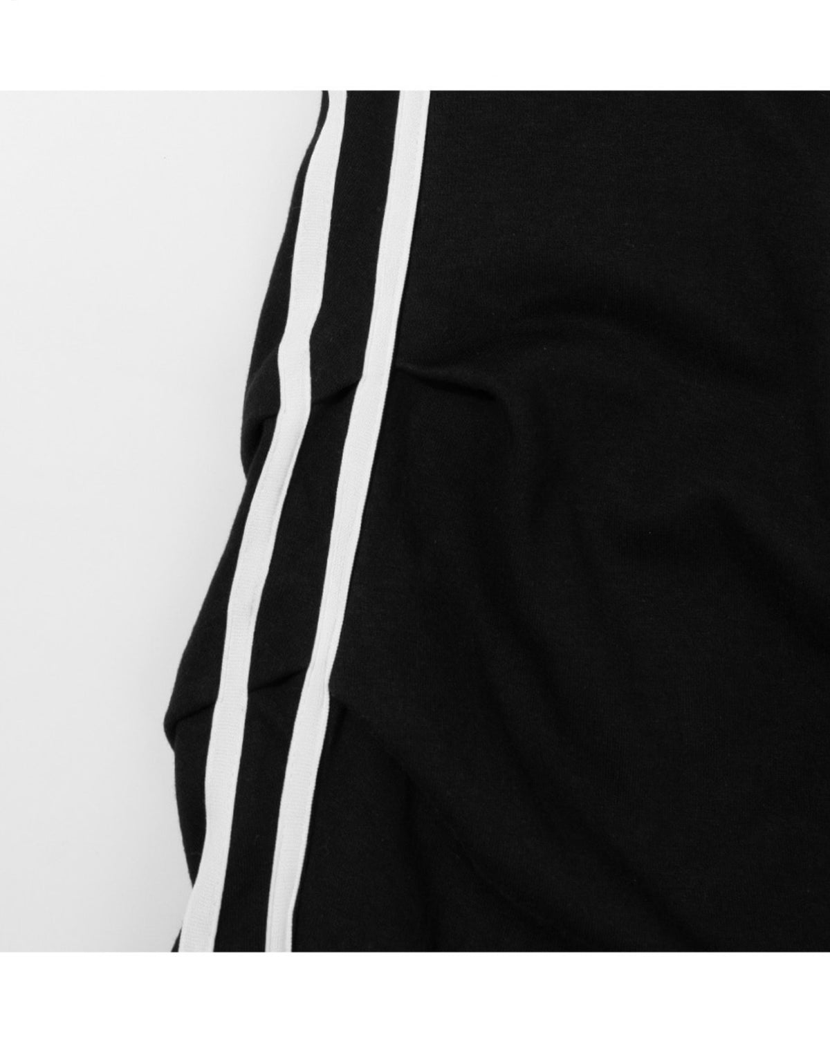 【FANCY CLUB】NARCISSISTIC PINTUCK SWEATPANTS