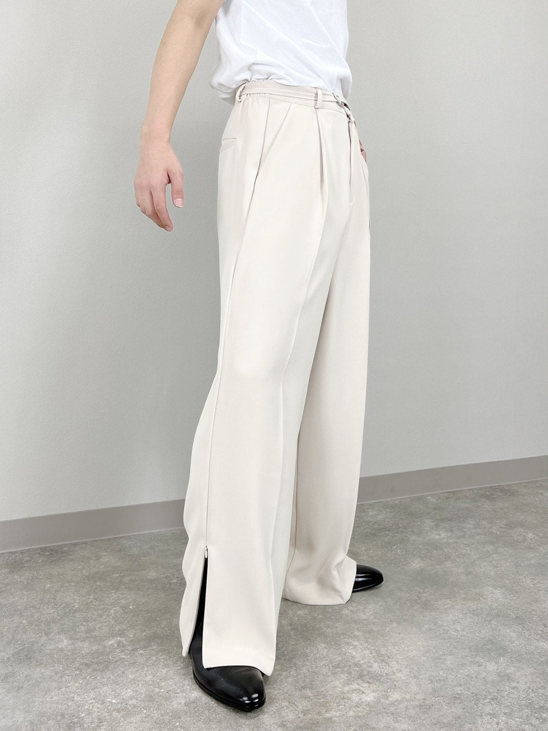 受注制【Chikashitsu +】set up zipper belt slacks (2color)