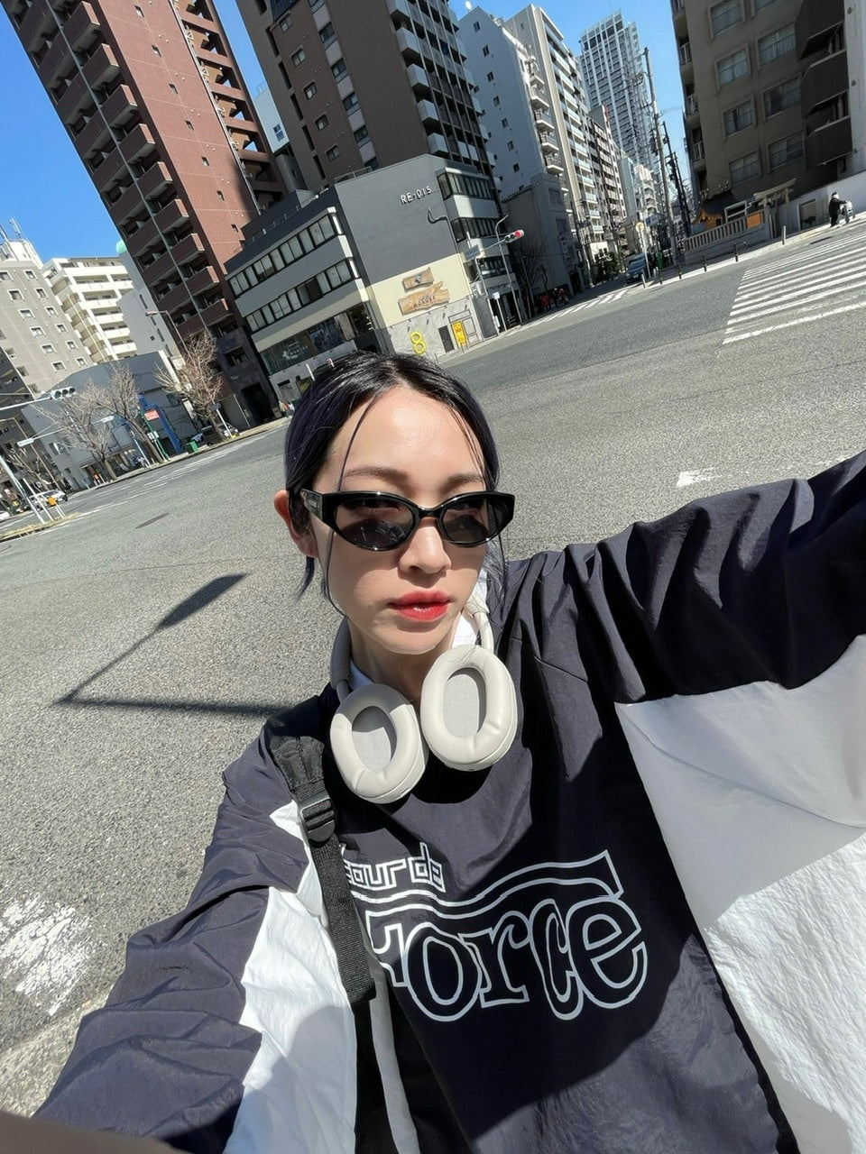 受注制【Chikashitsu +】square frame sunglasses (3color) / 【チカシツプラス】スクエアフレームサングラス