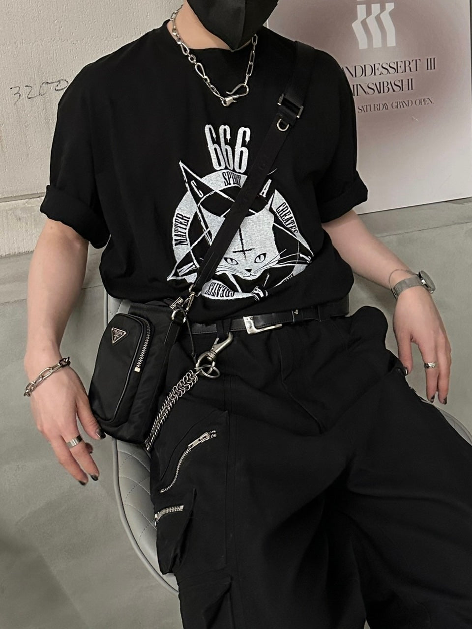 大阪店WEB限定【Chikashitsu +】oversized cats t-shirt (2color)