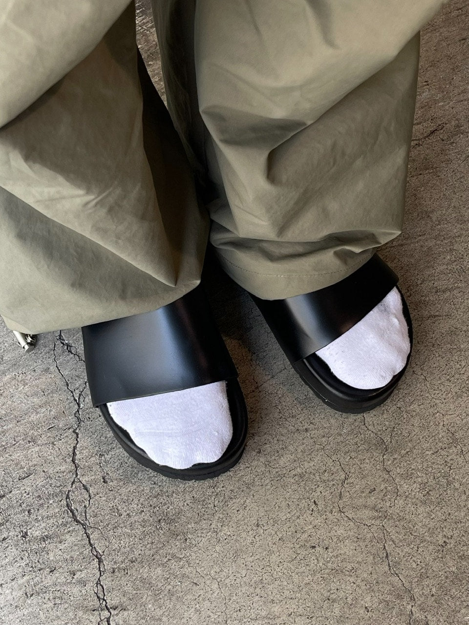 受注制【Chikashitsu +】volume sole leather sandal (2color)