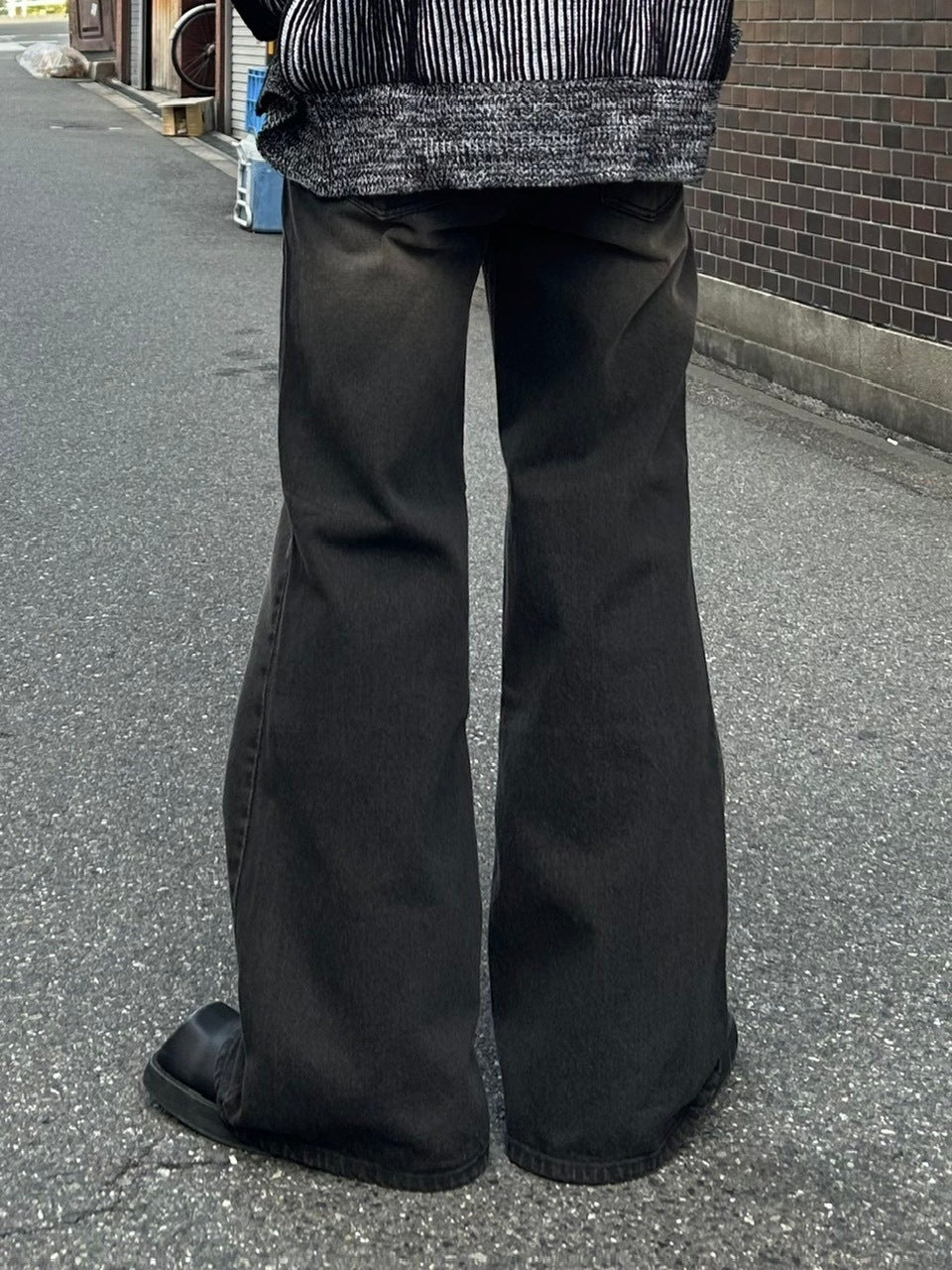 【Chikashitsu +】vintage wash bootscut denim pants (2color)