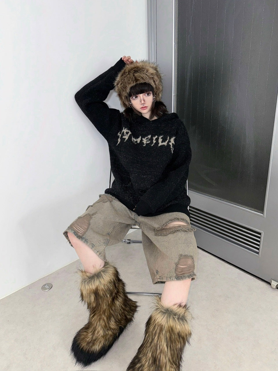 国際配送【Never mind the XU】bone hooded sweater (2color)