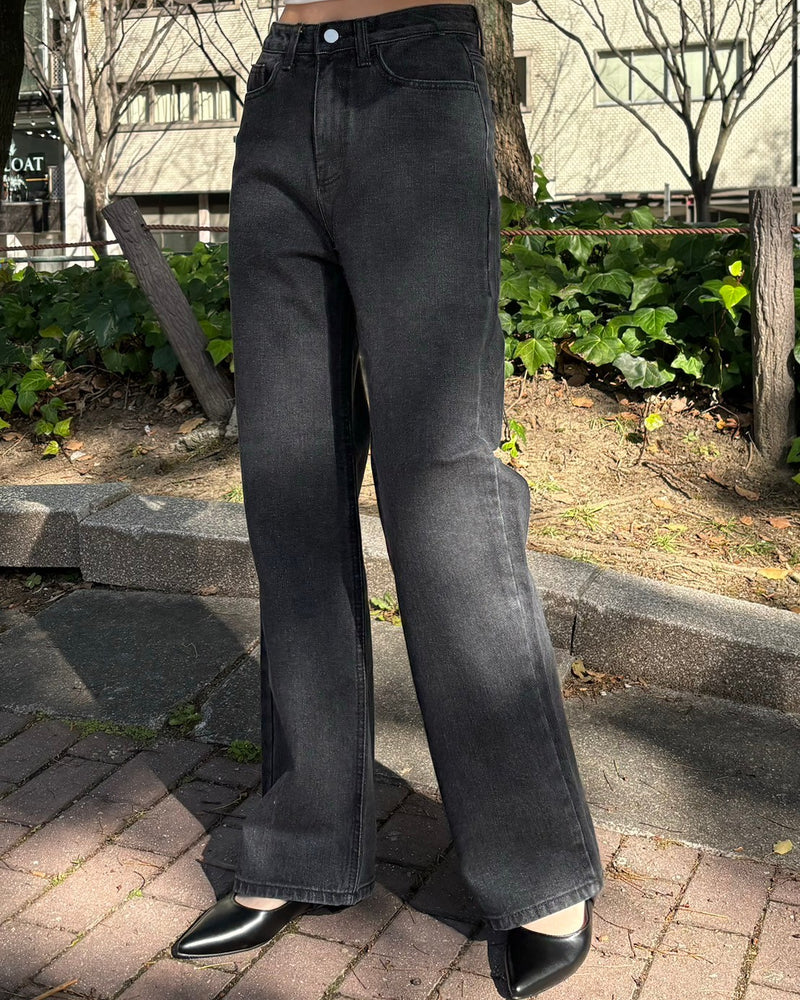 受注制【Chikashitsu + LADIES】wide fit black denim pants