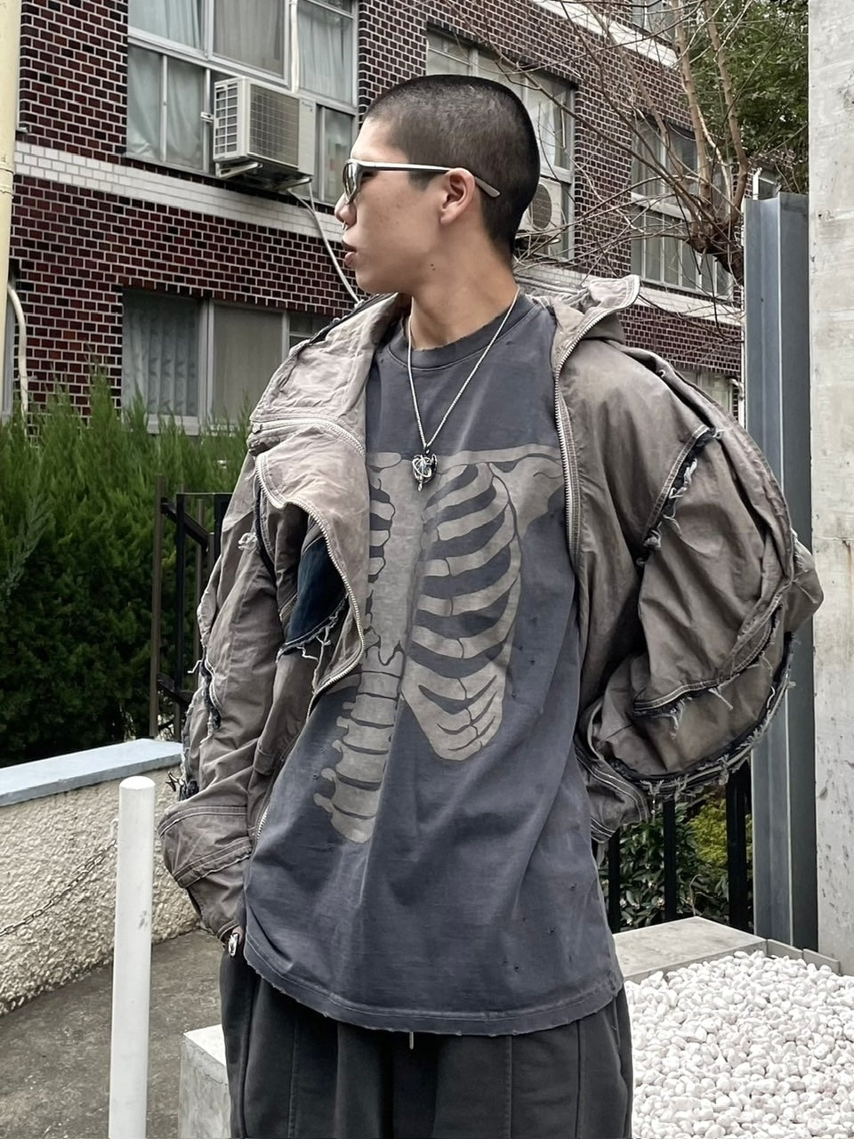 【Never mind the XU】skeleton tee / 【ネバーマインドザエックスユー】スケルトンプリント半袖Tシャツ